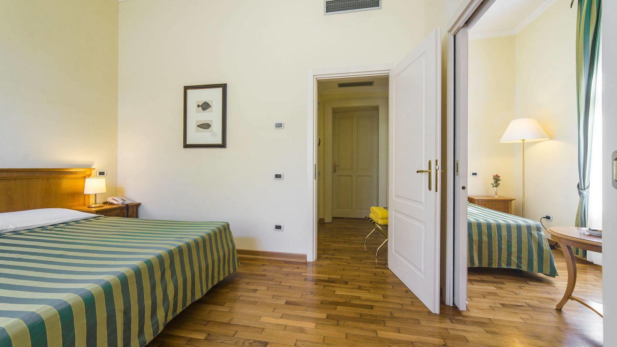 גראדו Hotel Ville Bianchi מראה חיצוני תמונה