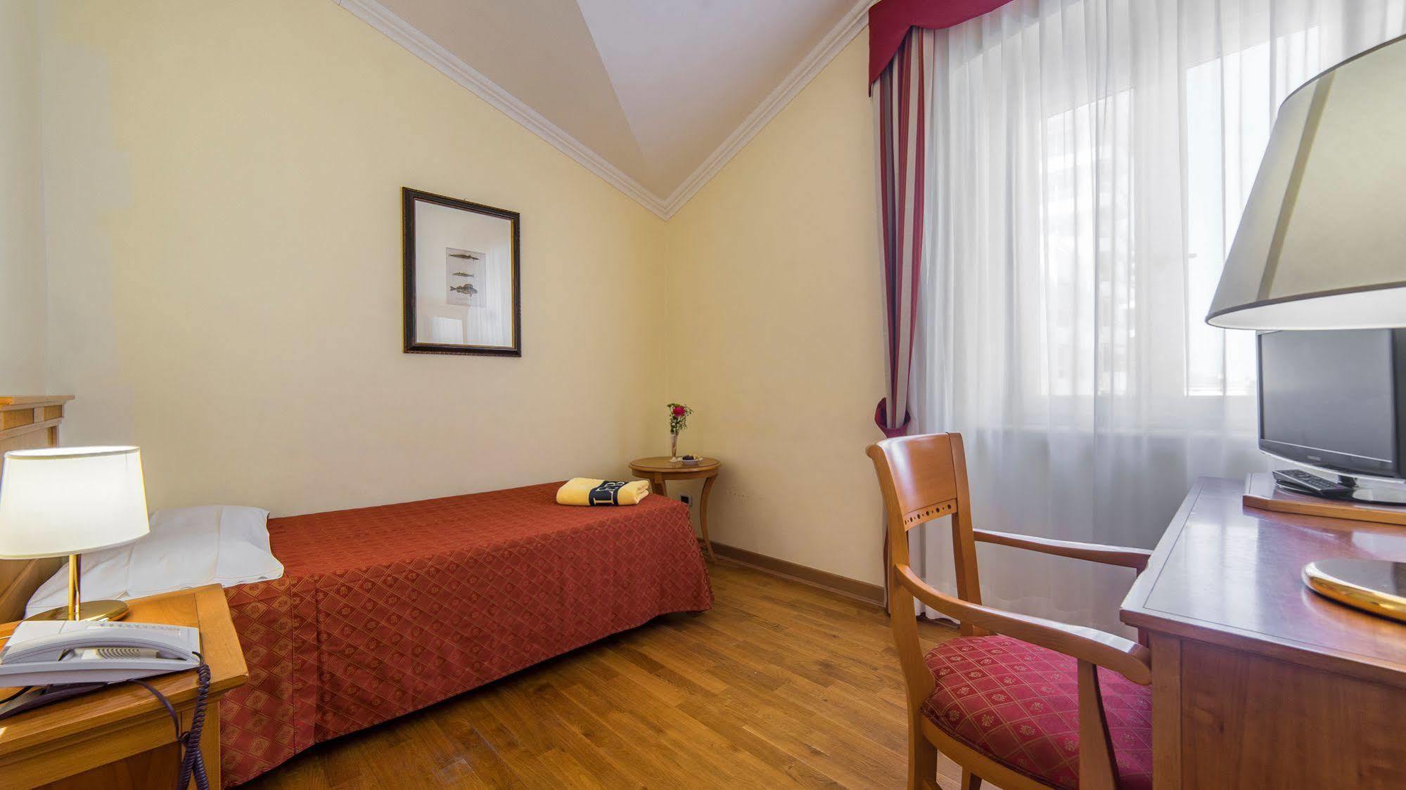 גראדו Hotel Ville Bianchi מראה חיצוני תמונה