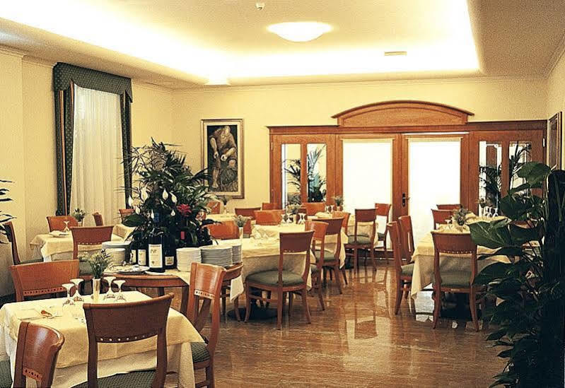 גראדו Hotel Ville Bianchi מראה חיצוני תמונה